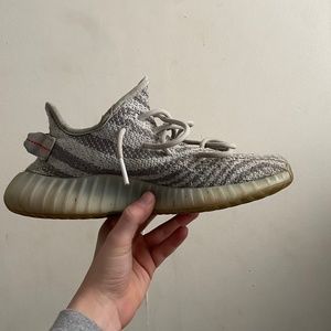 Yeezy Boost 350 V2 UNISEX